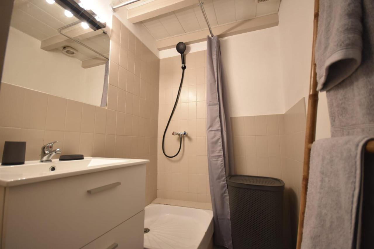 Le Central - T2 Proche Saint Charles Apartment Marseille Bagian luar foto